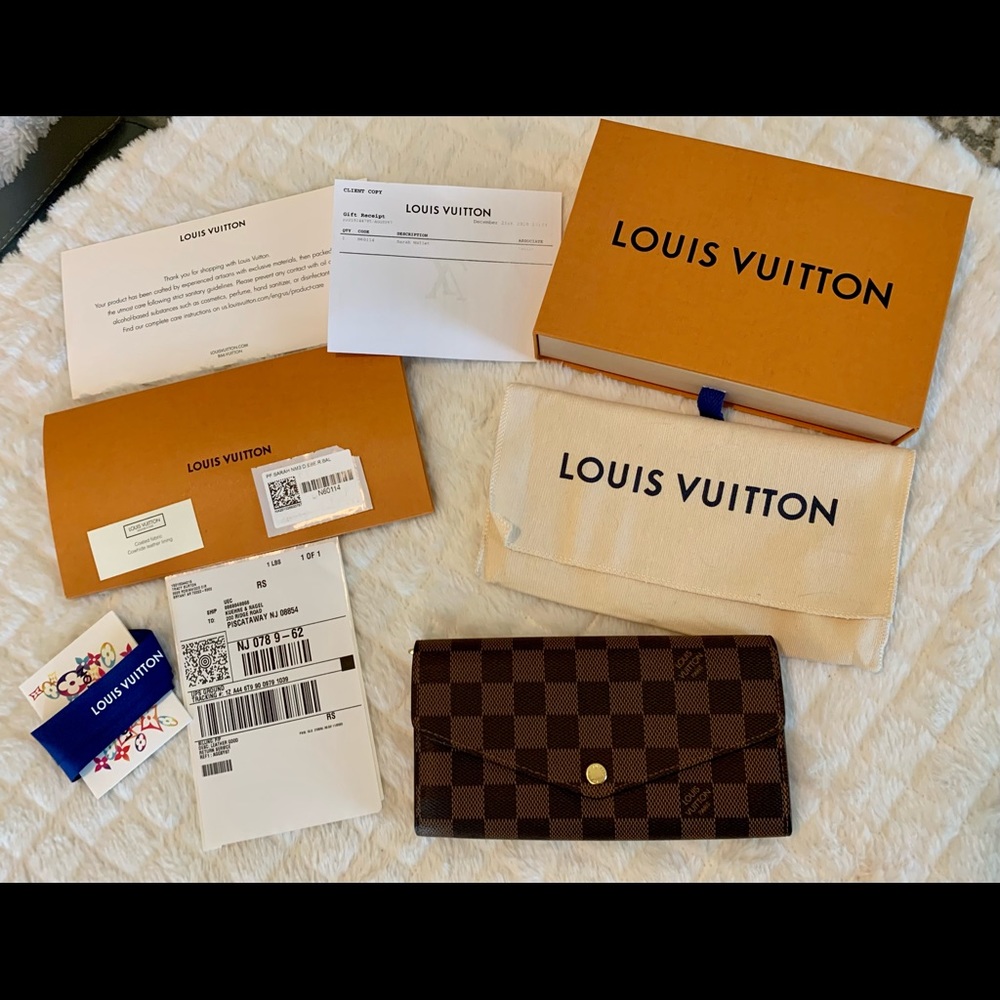 Louis Vuitton Sarah Wallet